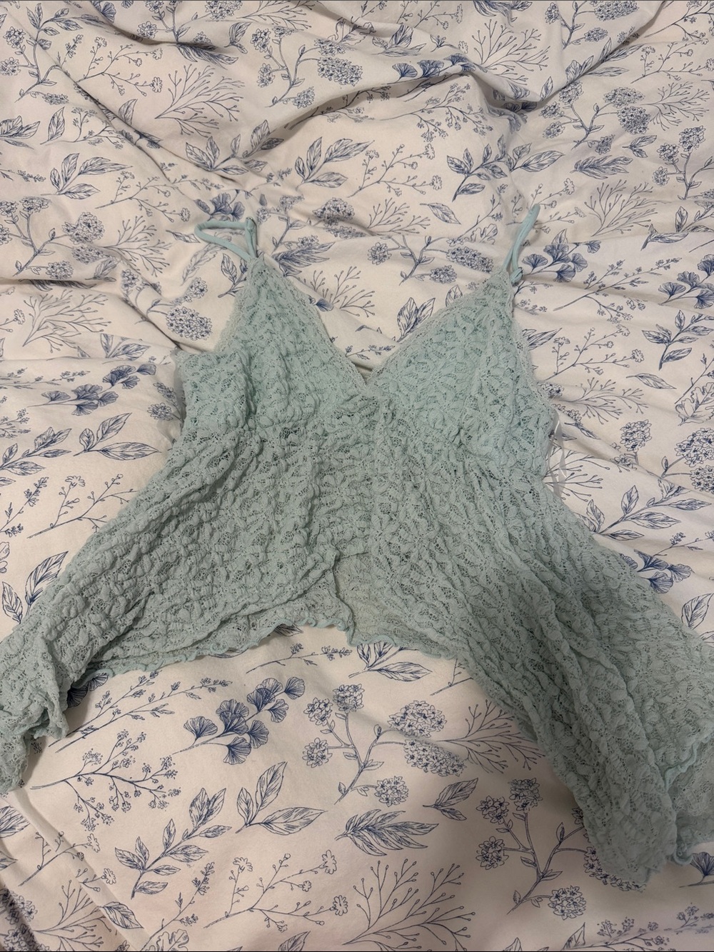 Tilly’s Full Tilt Mint Lace-Trim Cami